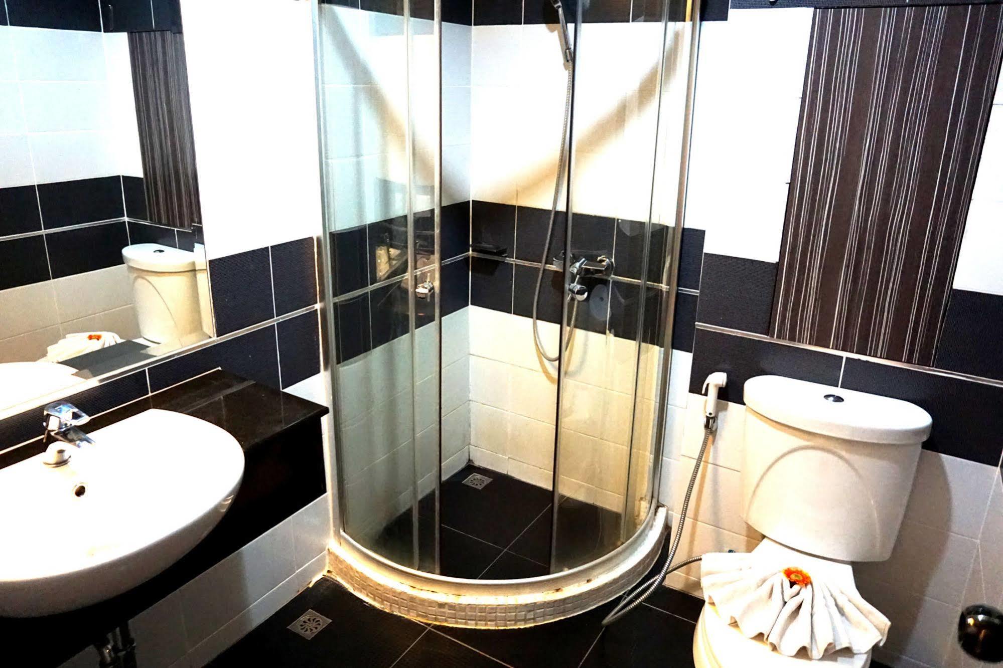Aya Place Pattaya Εξωτερικό φωτογραφία